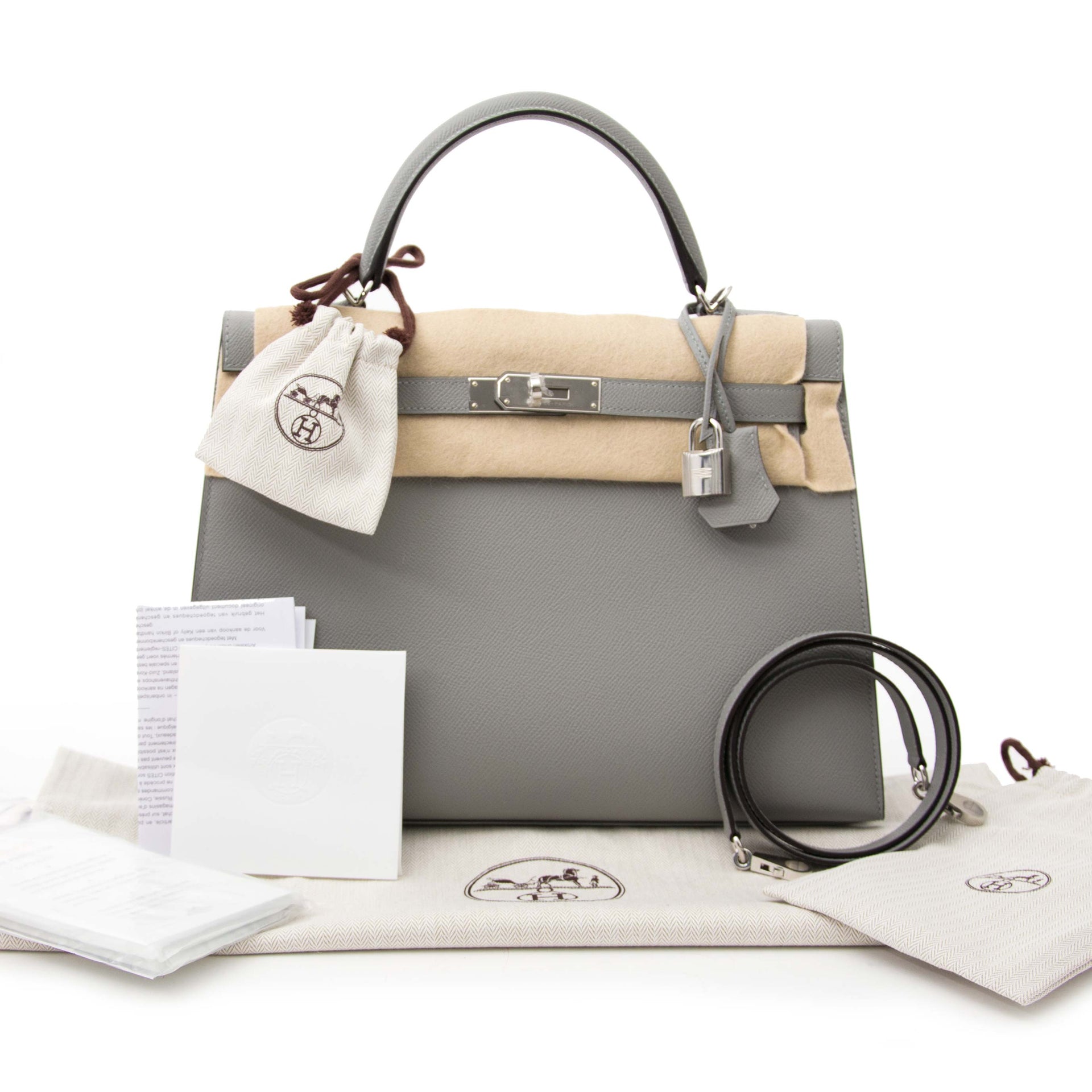 Hermès Kelly Sellier 32 Epsom Gris Mouette PHW for sale, brand new Hermès bag in Belgium.
