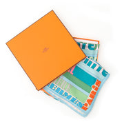 Buy authentic Hermès scarf at the right price at LabelLOV vintage webshop. Luxe, vintage, fashion. Safe and secure online shopping. Antwerp, Belgium.