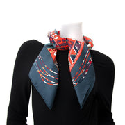 Vintage Hermès scarfs for the best price at Labellov webshop. Safe and secure online shopping with 100% authenticity. Vintage Hermès foulards pour le meilleur prix.