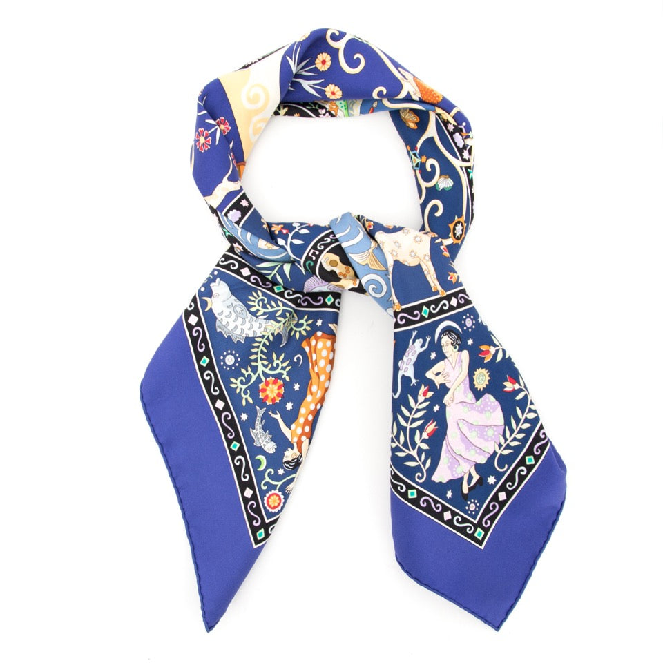 Authentieke Hermes sjaal peuple du vent 100% zijde voor de juiste prijs bij LabelLOV vintage webshop. Hermes scarf carré de soie peuple du vent 100% silk. Veilig online winkelen. Luxe, vintage, mode. Antwerpen, België.