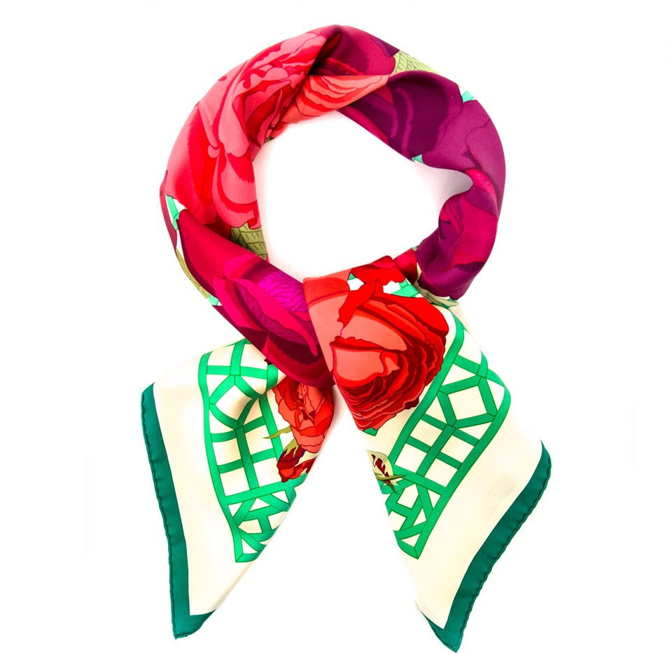 Acheter secure en ligne de Silk Carré Scarf 'Roseraie' d'Hermes pour le meilleur prix avec Labellov