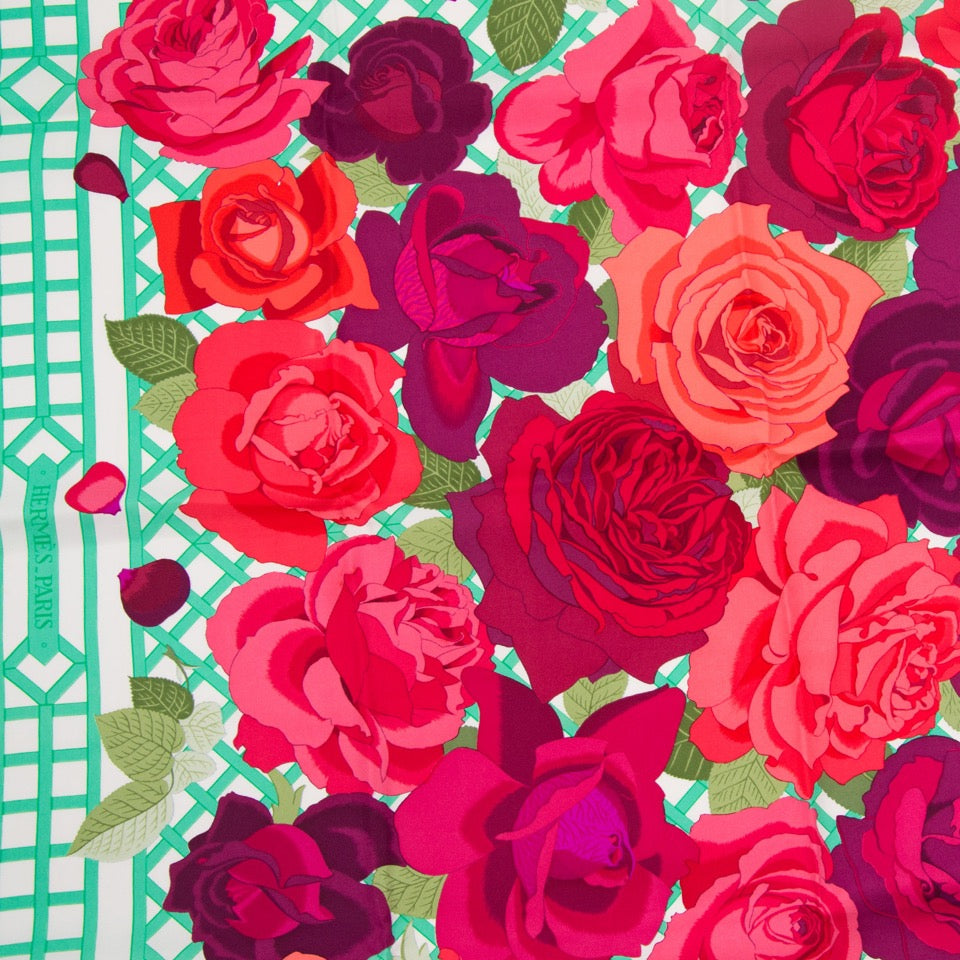 Koop 100% authentieke Hermès Silk Carré Scarf 'Roseraie' aan de beste prijs online