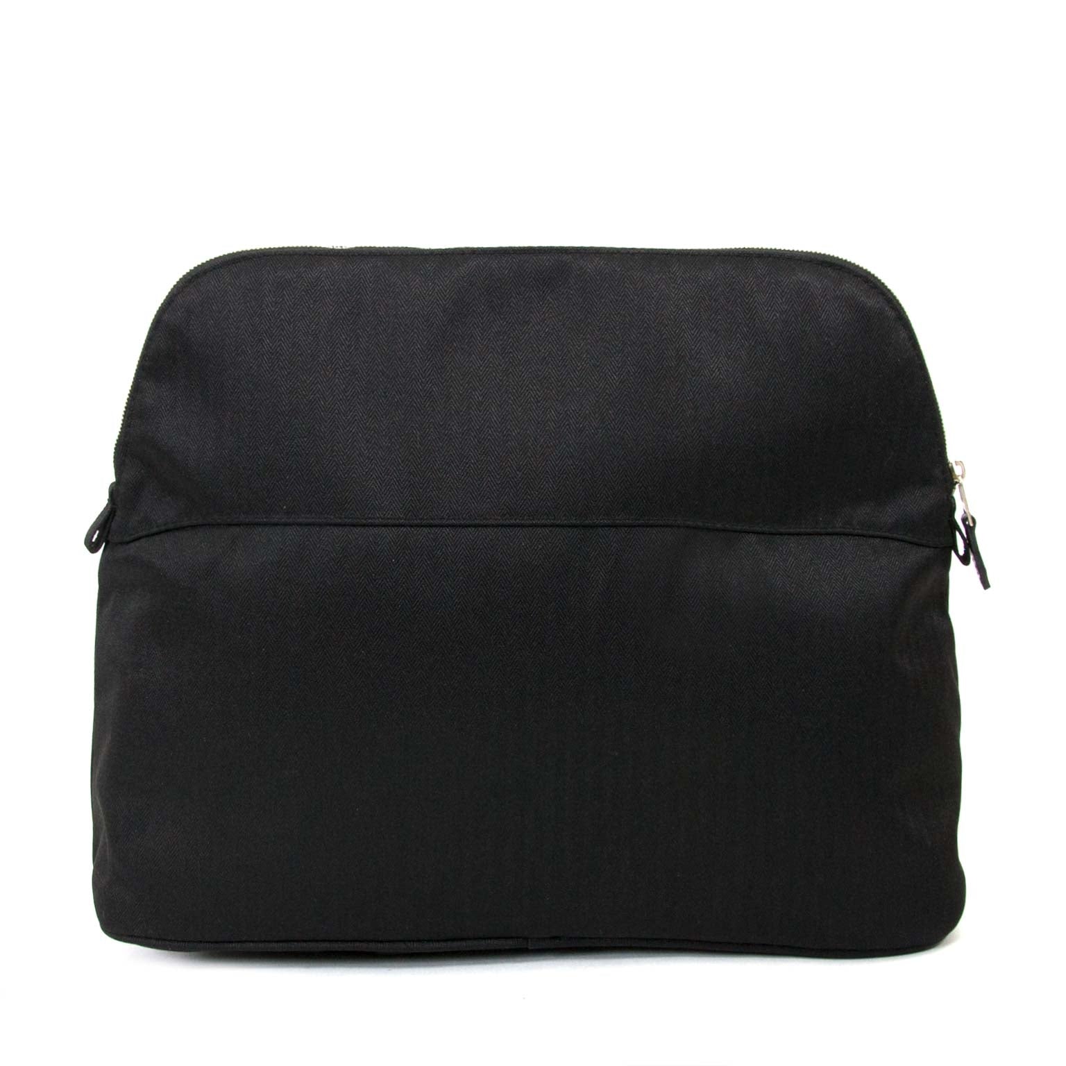 hermès black toiletry bag and towel now for sale at labellov vintage fashion webshop belgium