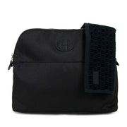 hermès black toiletry bag and towel now for sale at labellov vintage fashion webshop belgium