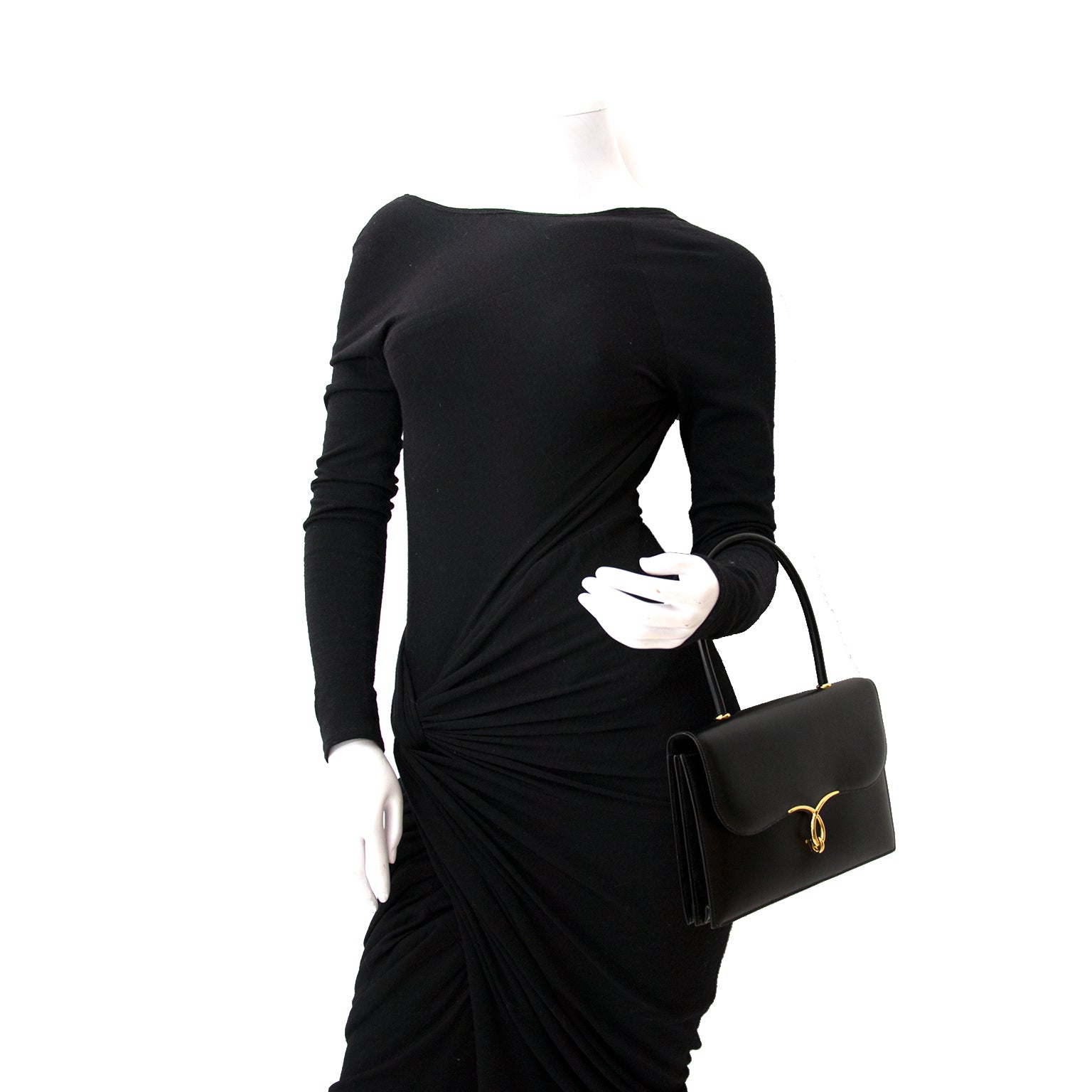 Koop online bij labellov.com tegen de beste prijs hermes vintage zwarte schouder tas