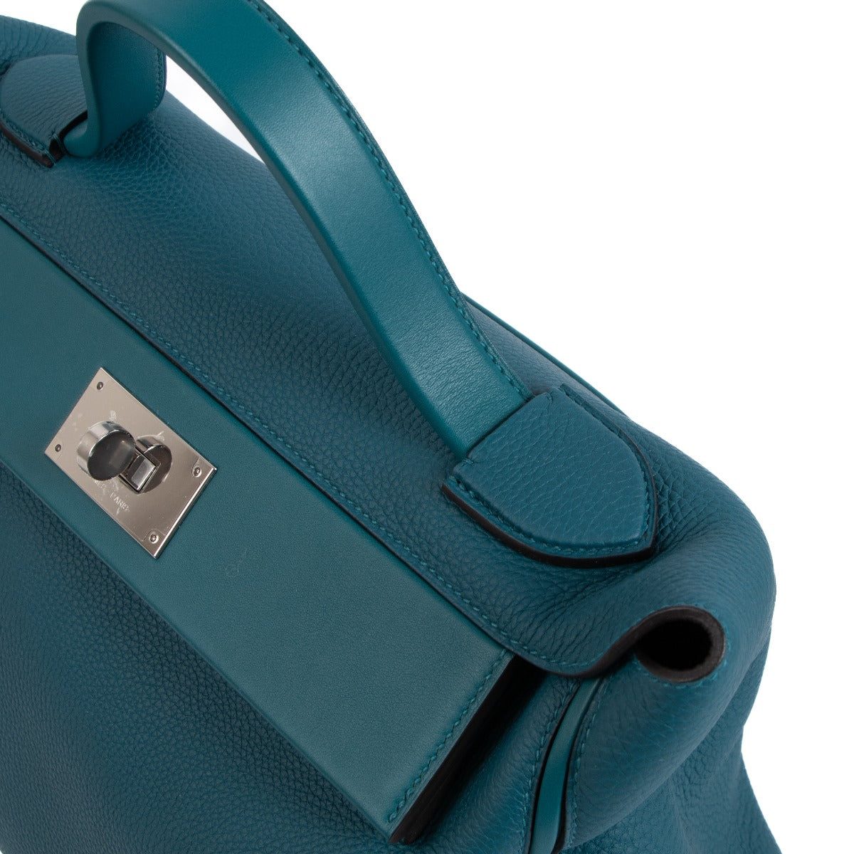authentic second hand pre-owned HERMES 24/24 on www.labellov.com