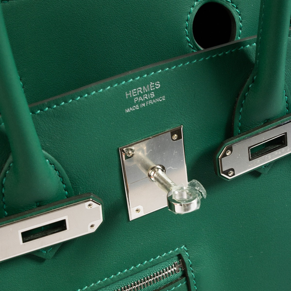 Authentic brand new store fresh Hermès Birkin 30 Colormatic Vert Moyen Swift PHW on www.labellov.com