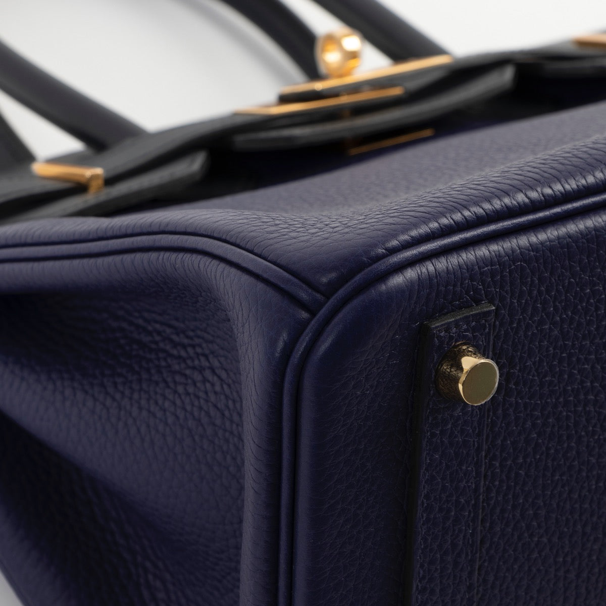 Shop safe online at Labellov in Antwerp this 100% authentic Hermès Birkin 30 Touch 2 Taurillon Clemence/Veau Sombrer