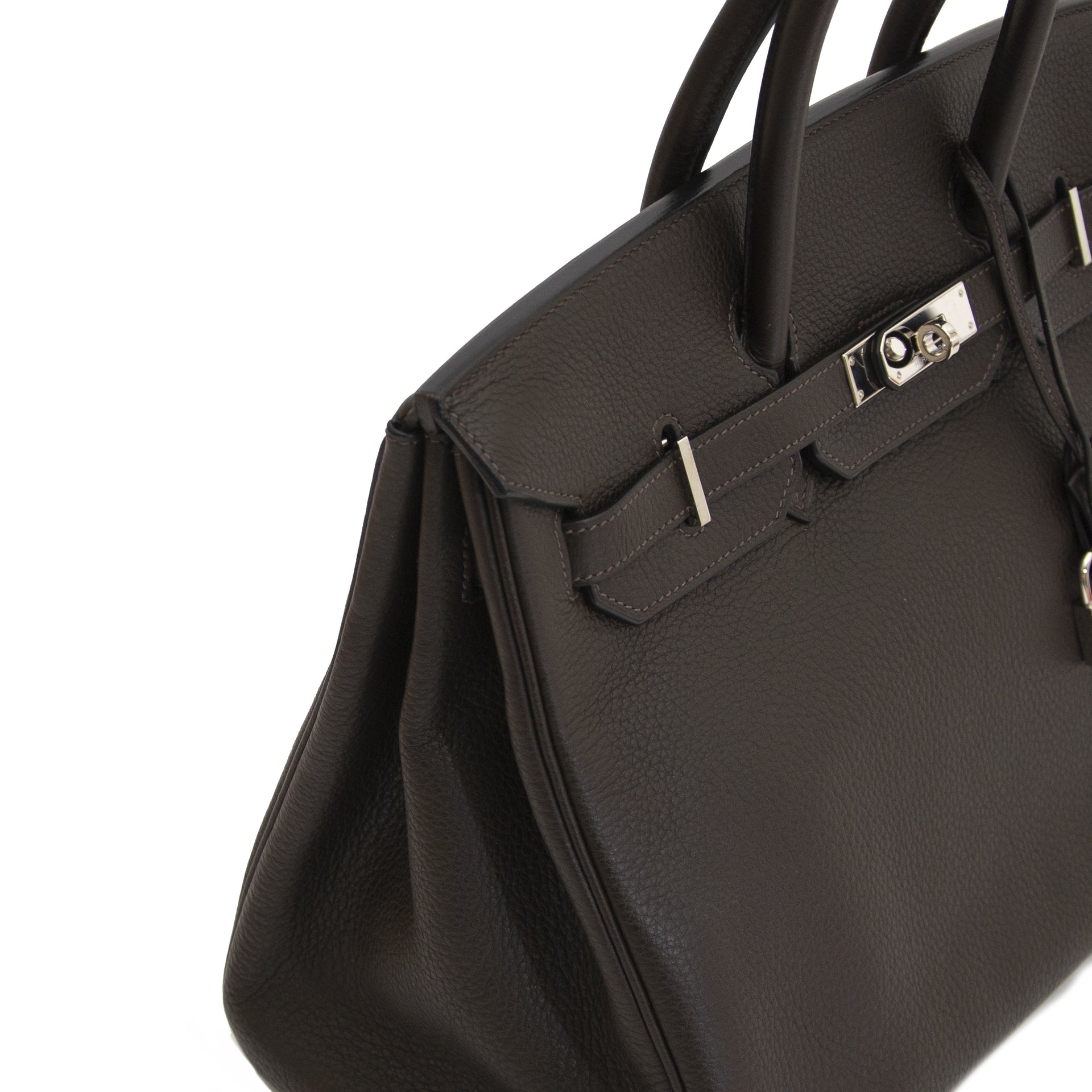 op zoek naar een Hermès Birkin 35 Togo Chocolat PHW? koop hem bij labellov en neem hem vandaag nog mee naar huis