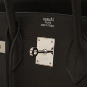 100% authentic Hermès Birkin 35 Togo Chocolat PHW now online at labellov.com for a very good price. Buy it in Antwerp at labellov