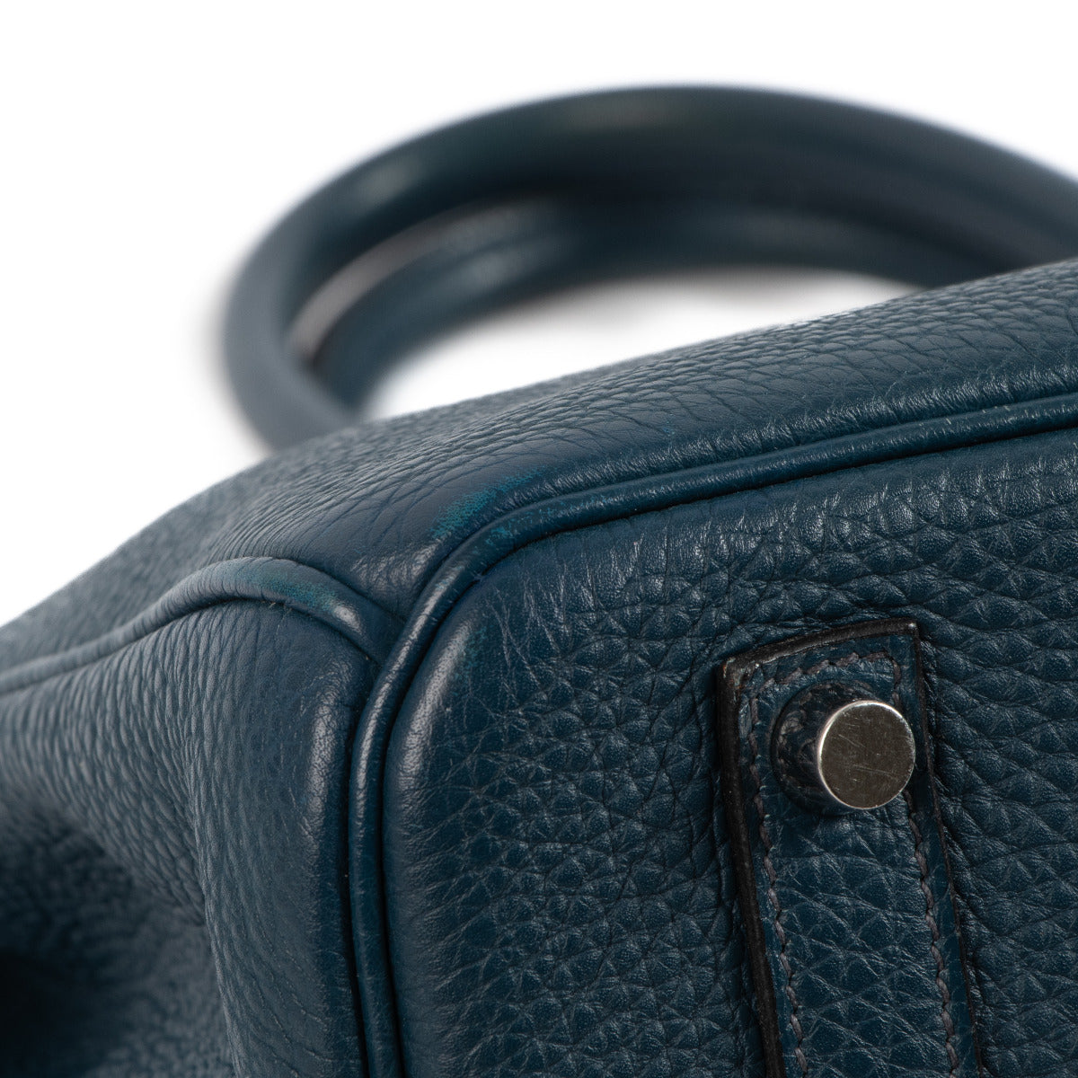 Discover the allure of our preloved Hermès Birkin 35 Togo Colvert, showcasing timeless elegance and exceptional quality for the discerning fashion enthusiast.