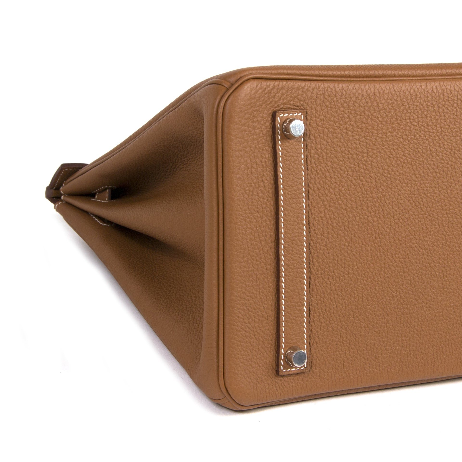 labellov.com de tweedehands webshop voor al uw designer handtassen