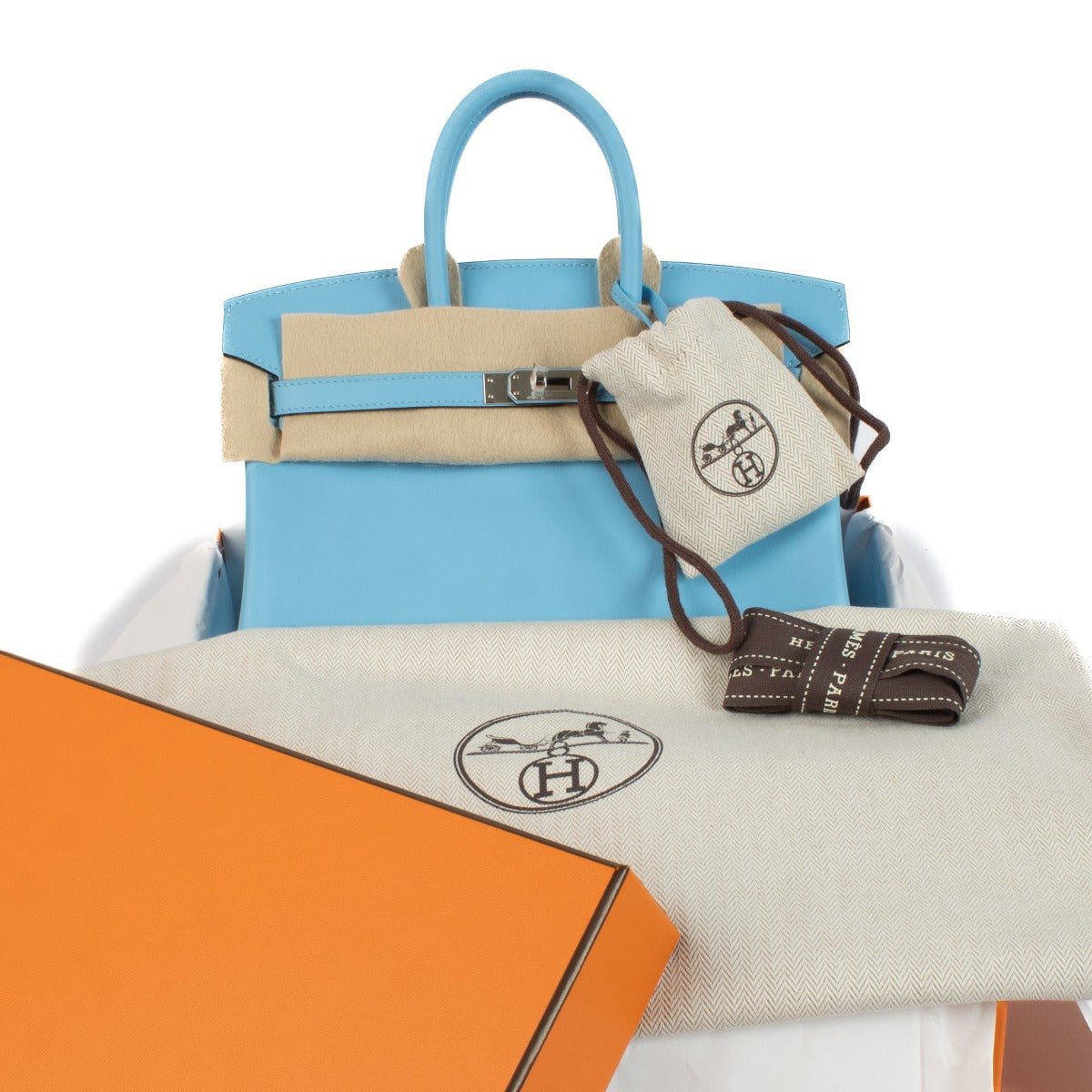 Shop brand new store fresh 2024 Hermès Birkin 25 Celeste Swift on www.labellov.com