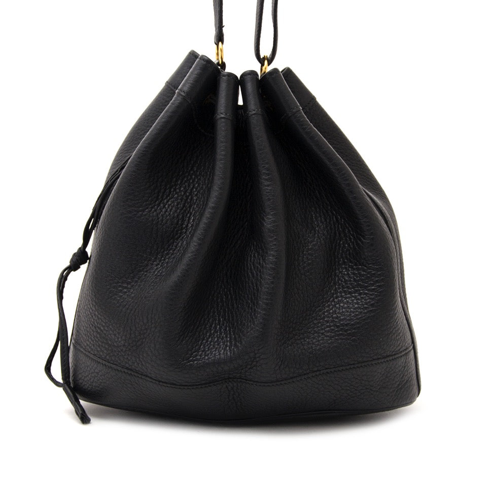 acheter en ligne pour le meilleur prix comme neuf sac a main hermes black bucket bag
