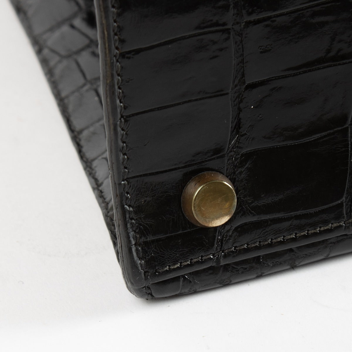 Hermès Vintage Kelly 32 Black Shiny Crocodile GHW