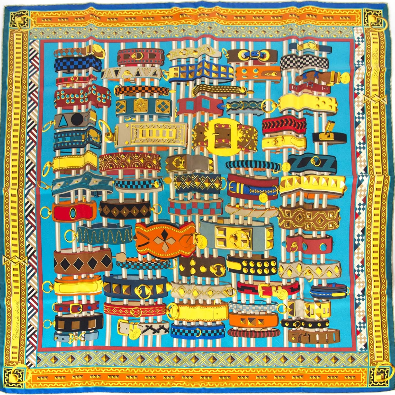 Hermès Carré Silk Scarf 'Colliers De Chiens' kopen en verkopen aan de beste prijs