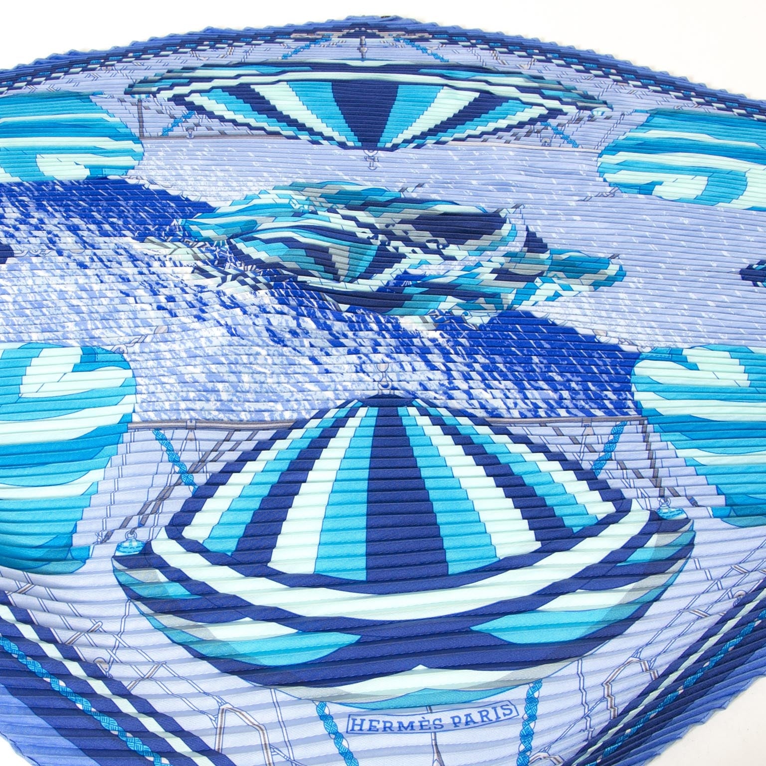 buy Hermès Carré Plissé 'Spinnakers' Scarf at labellov for the best price