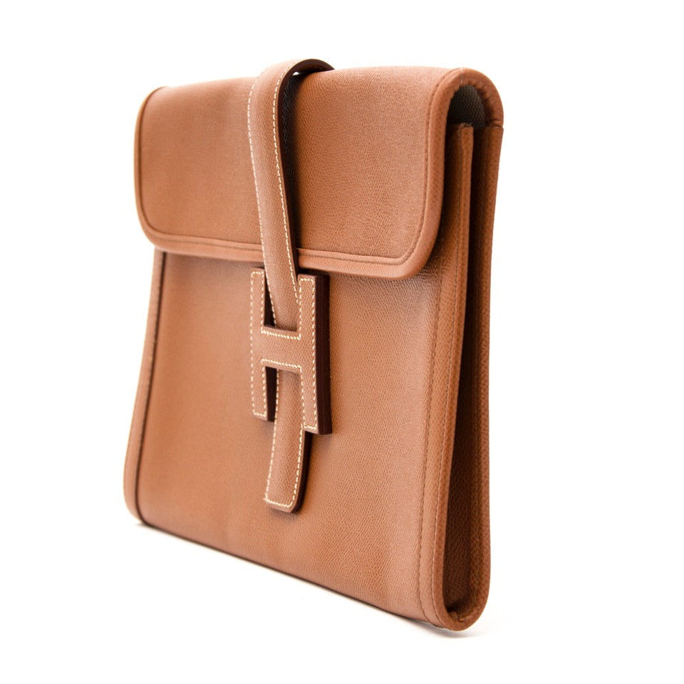 shop safe online at the best price hermes camel jige clutch like new webshop www.labellov.com
