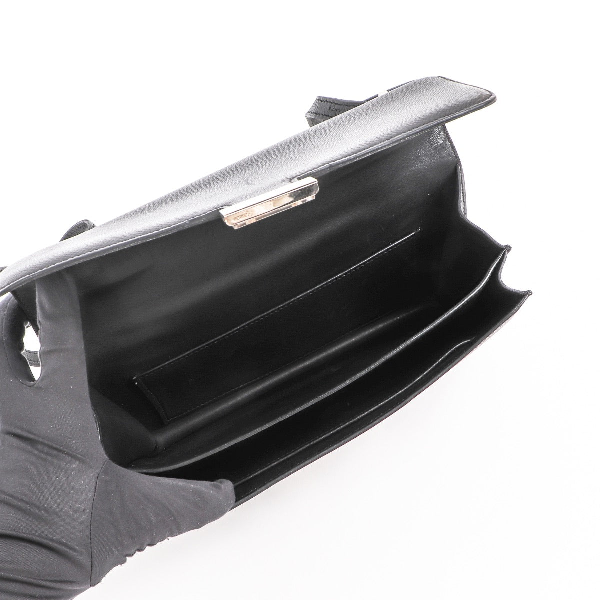Shop your favorite Hermès Constance Black Epsom PHW at Labellov.