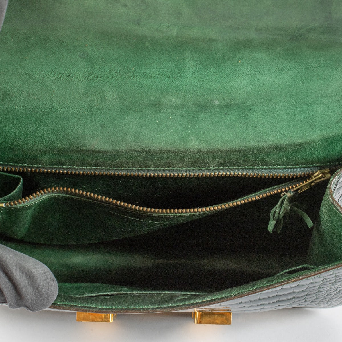 Hermès Vintage Constance 23 Vert Fonce Glanzend Krokodil Porosus GHW