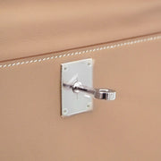 koop veilig online aan de beste prijs Hermès Biscuit Kelly Cut Pochette Clutch