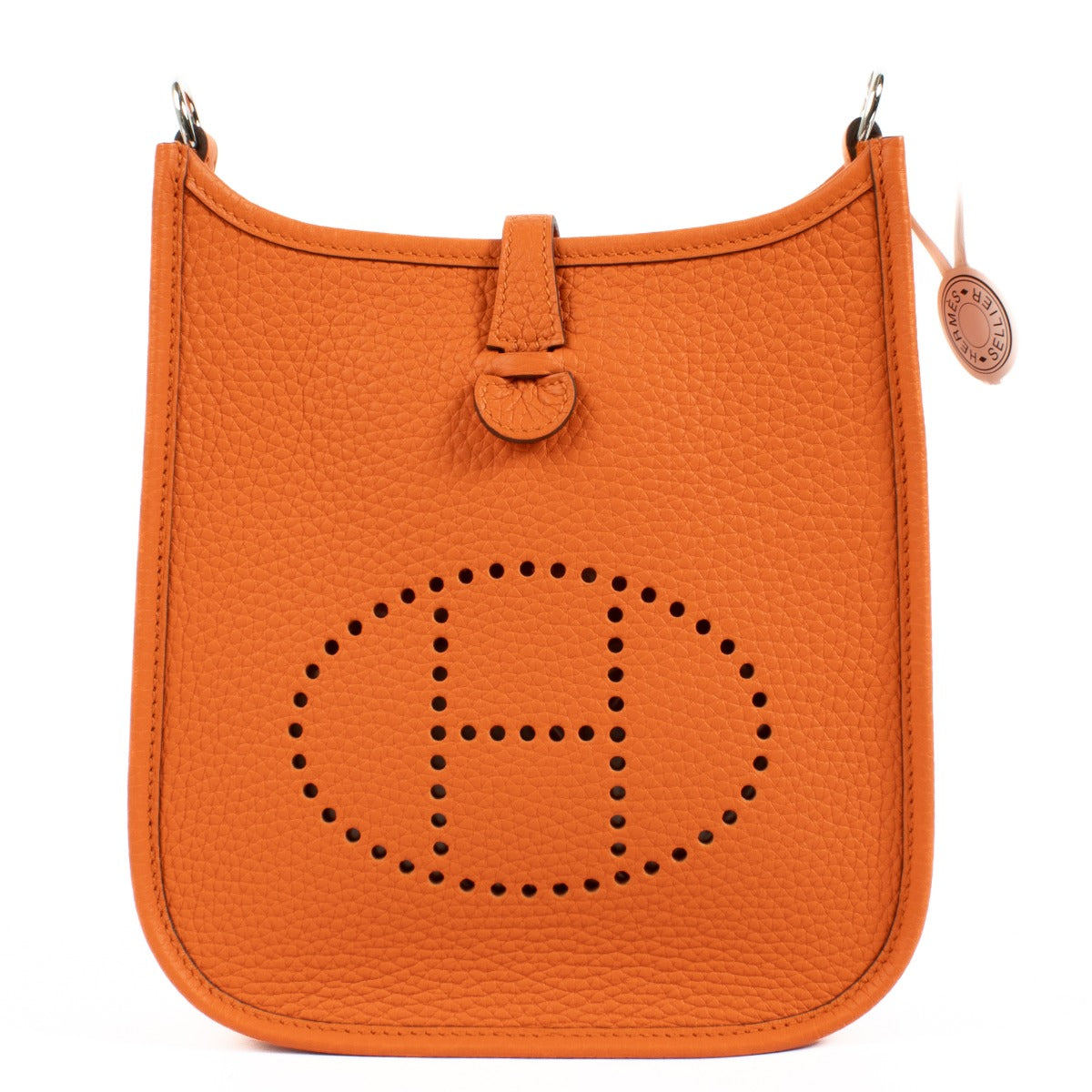 Authentic brand new Hermès orange Evelyne 16 Feu Clemence PHW on www.labellov.com