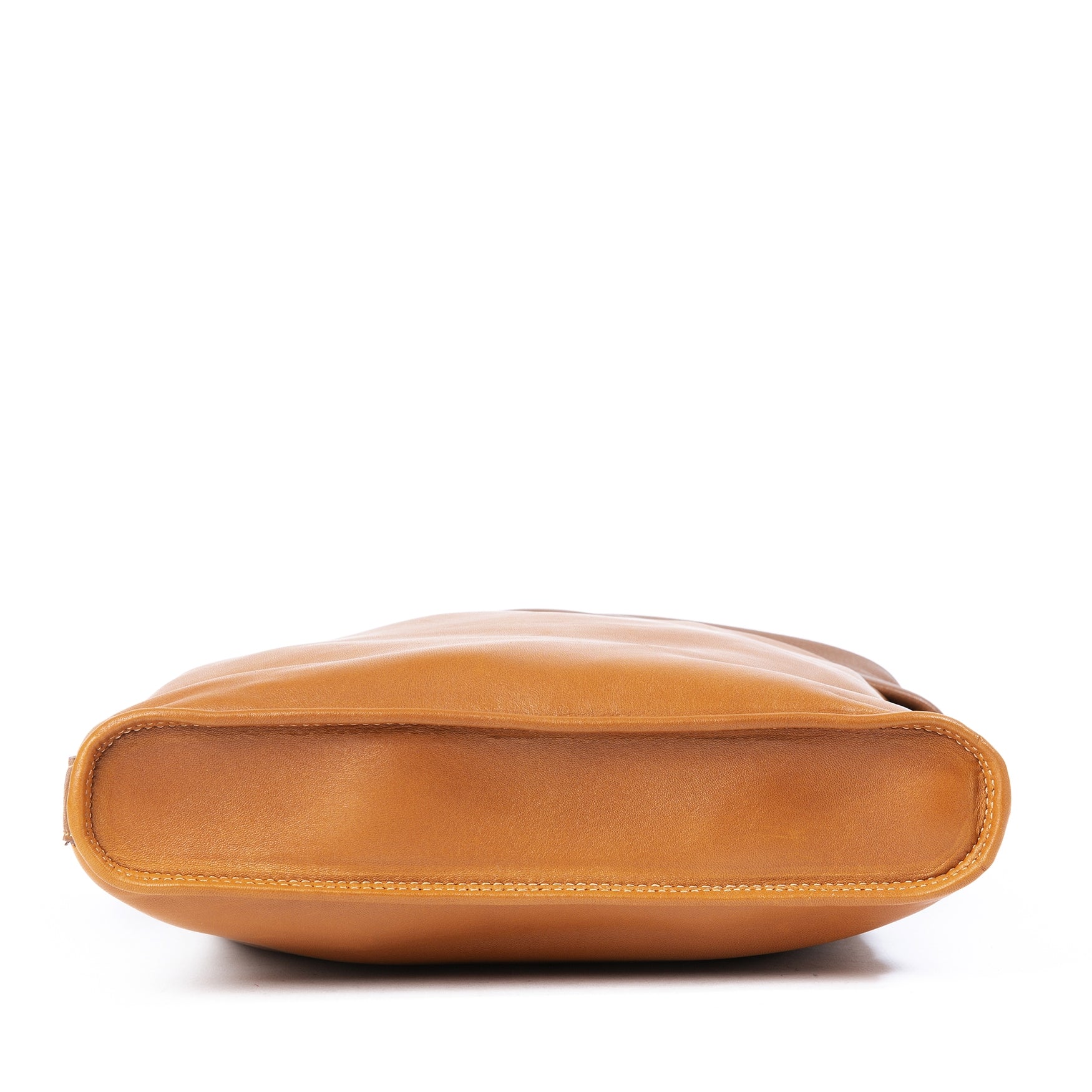 Hermès gold havre shoulder bag now for sale at labellov vintage fashion webshop belgium