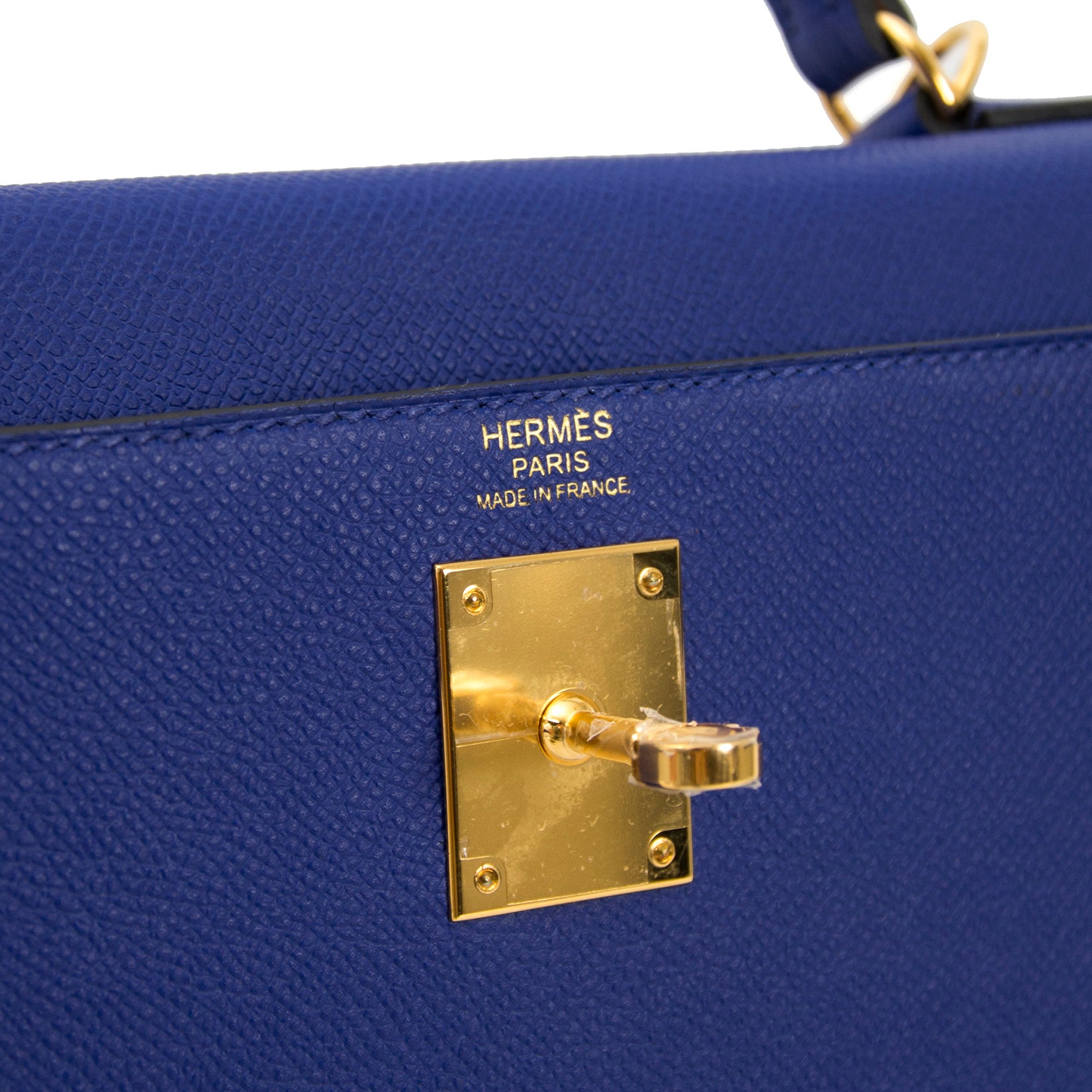 Bent u op zoek naar een authentieke Hermès Kelly 32 Sellier Bleu Electrique Epsom GHW aan de beste prijs?