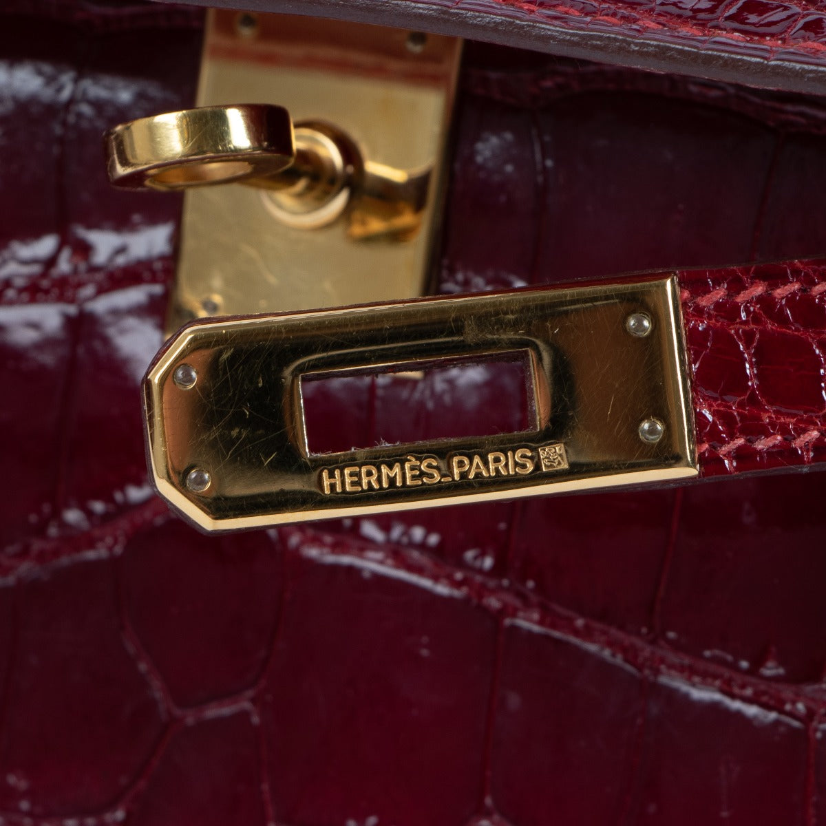 Hermès Vintage Mini Kelly 20 Alligator Mississippiensis Logo Engraving Detail