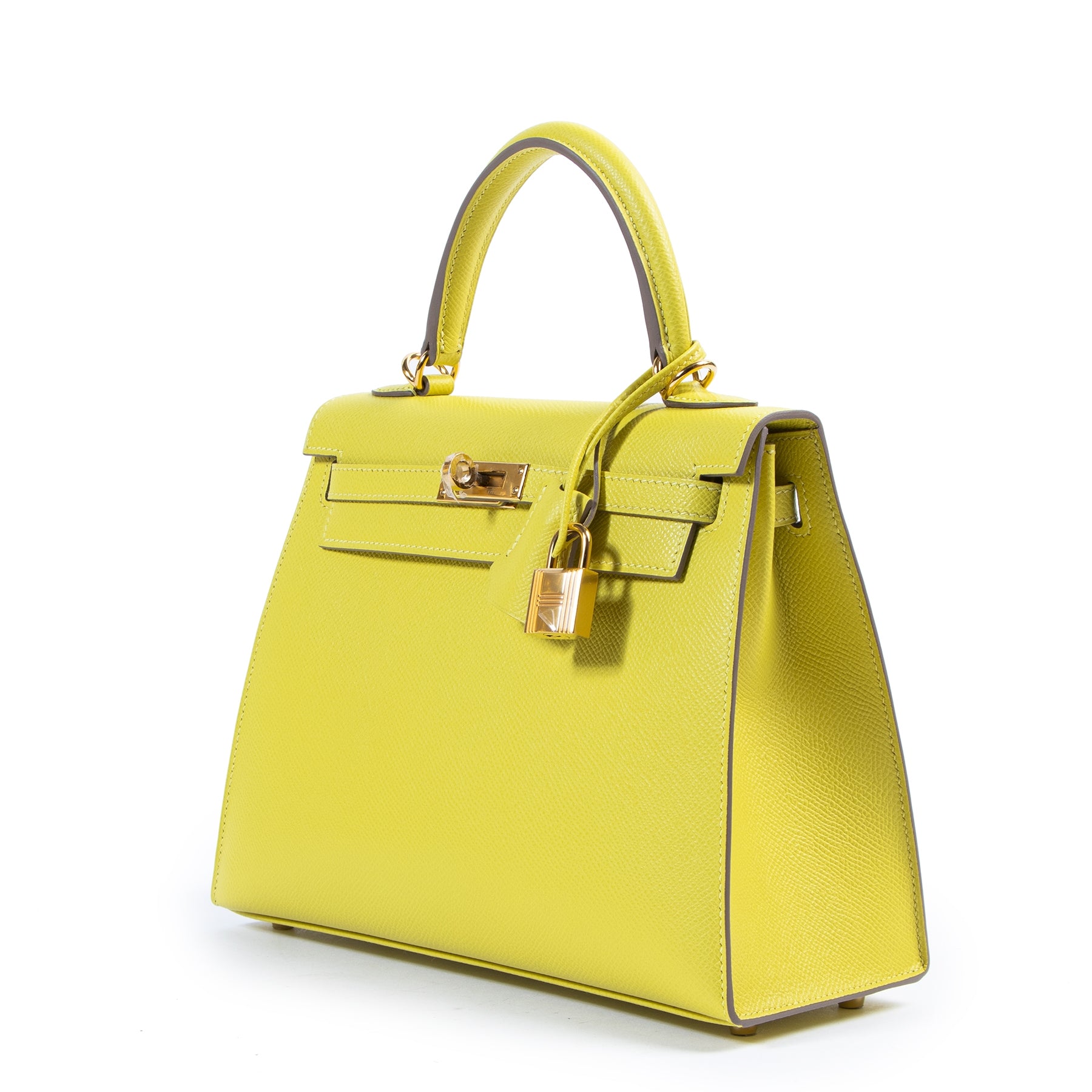 we buy and sell your authentic designer bag online at Labellov secondhand luxury