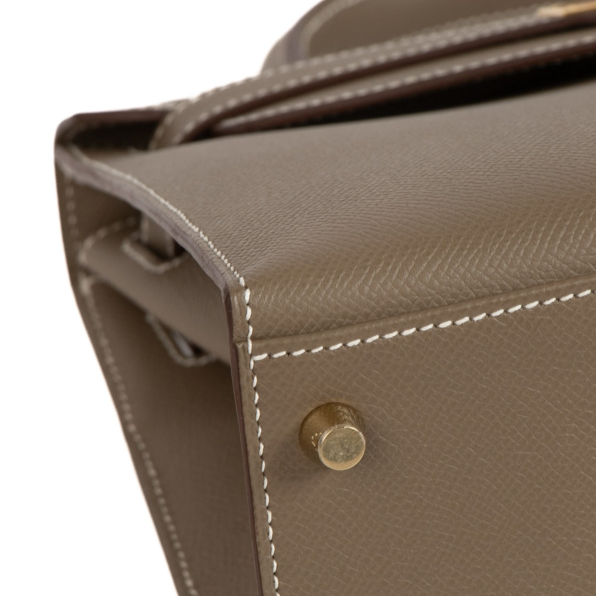seconde main Hermès 2023 Kelly 28 Etoupe Epsom dans www.labellov.com