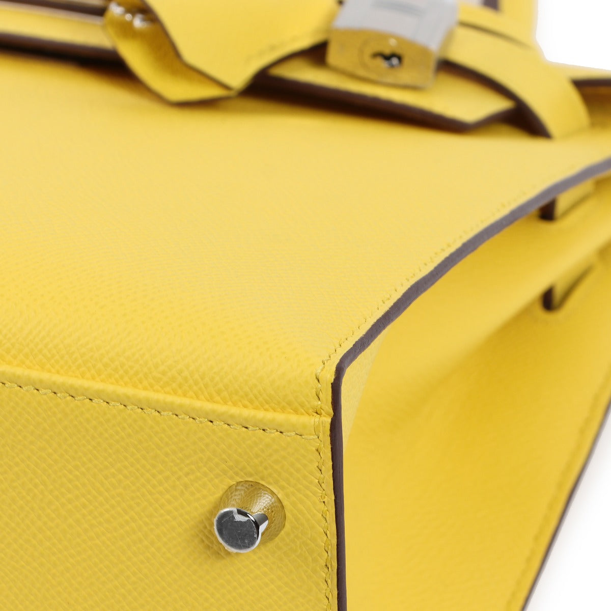 Shop authentic pre-owned Hermes Kelly Yellow 28 Epsom on www.labellov.com