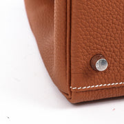 achetez seconde main Hermes Kelly 28 Togo Gold chez Labellov