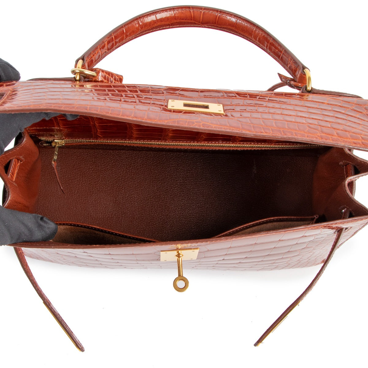 authentic second hand Hermès Kelly 32 Shiny Alligator Lisse Miel Gold Hardware At labellov