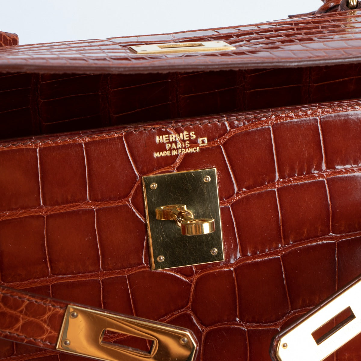 achetez seconde main Hermès Kelly 32 alligator lisse Miel chez labellov