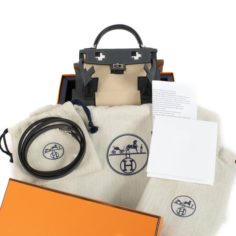 Shop authentic second hand Hermès Kelly Doll Picto Kellydole Quelle Idole Bag on www.labellov.com