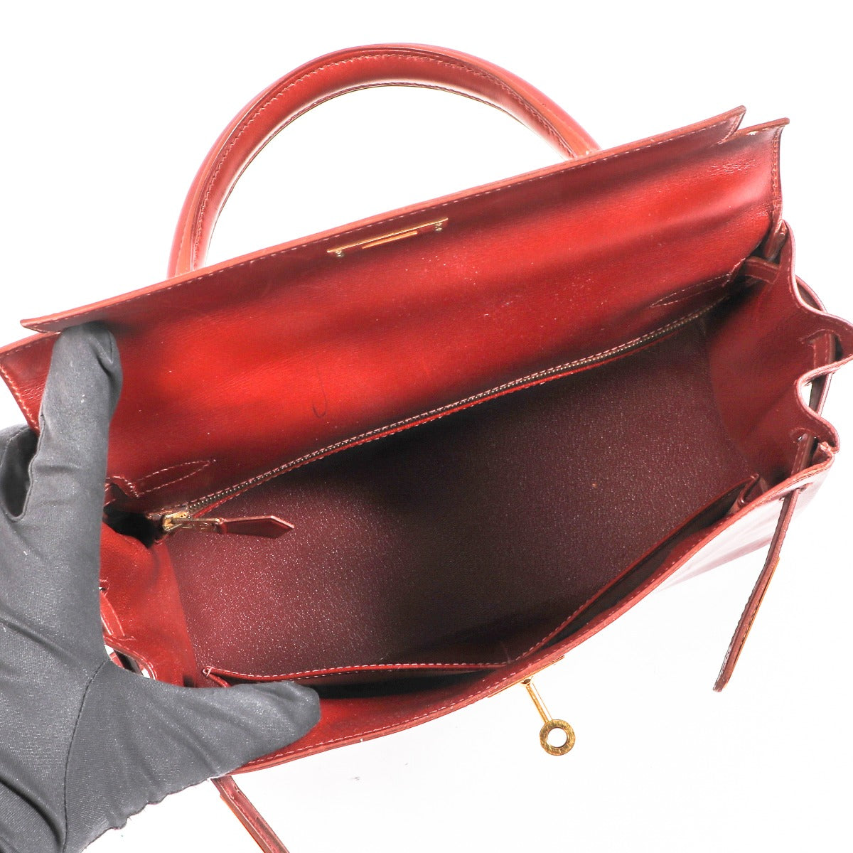 Koop tweedehands Hermes Kelly 28 op labellov.com
