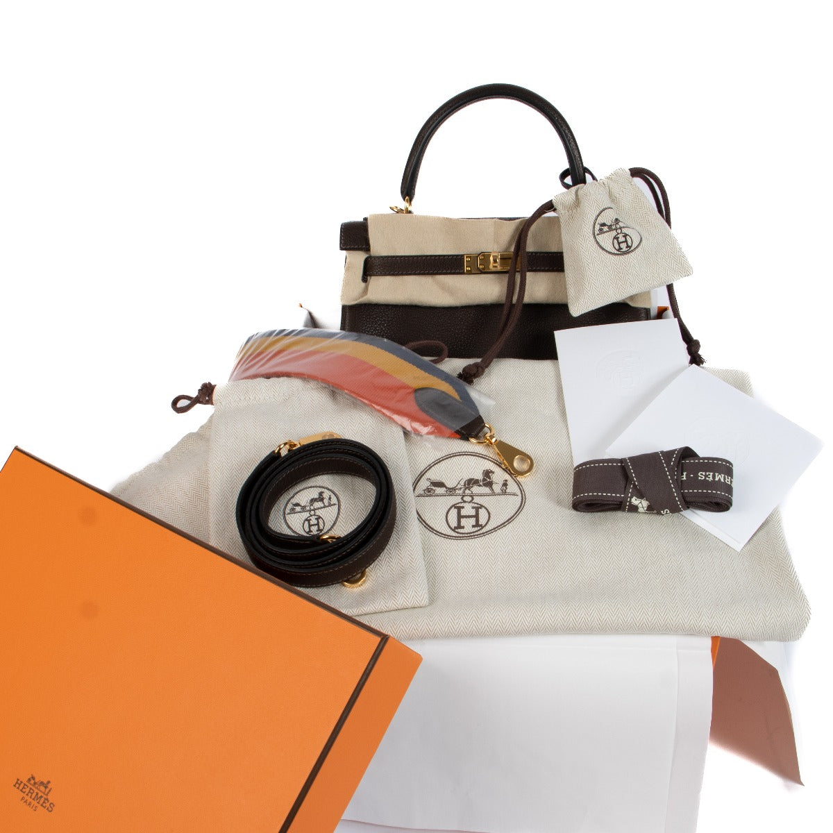 Hermès Kelly 25 Strap Barenia Faubourg on www.labellov.com