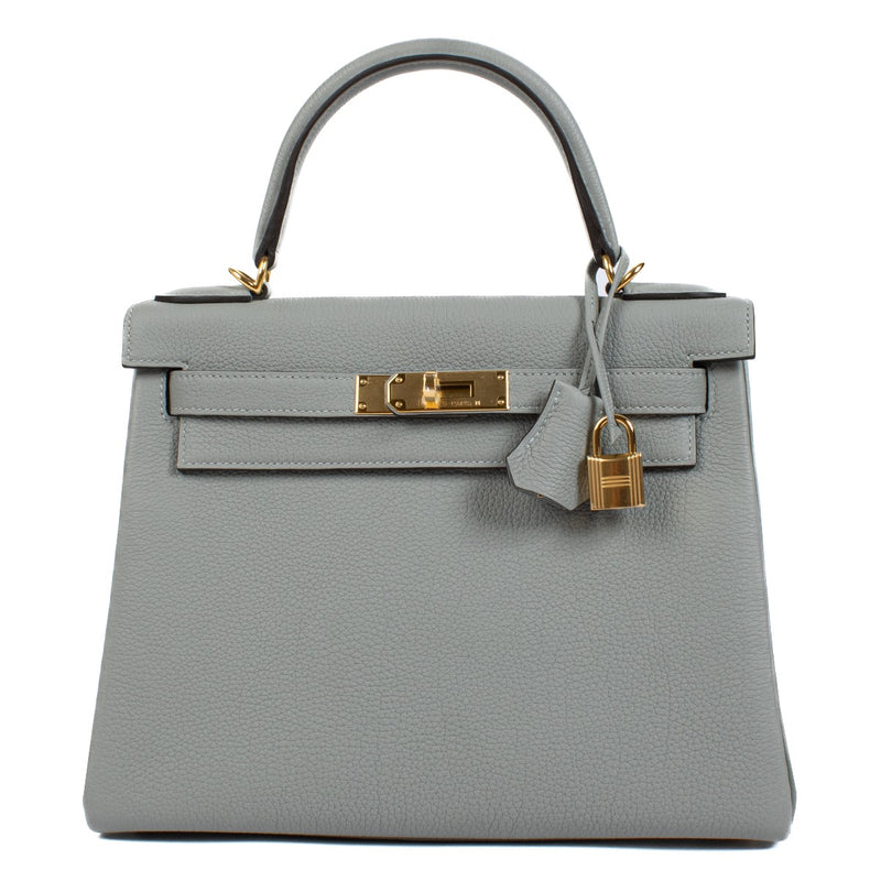 Authentic second hand Hermès Kelly 28 Gris Mouette Togo GHW on www.labellov.com