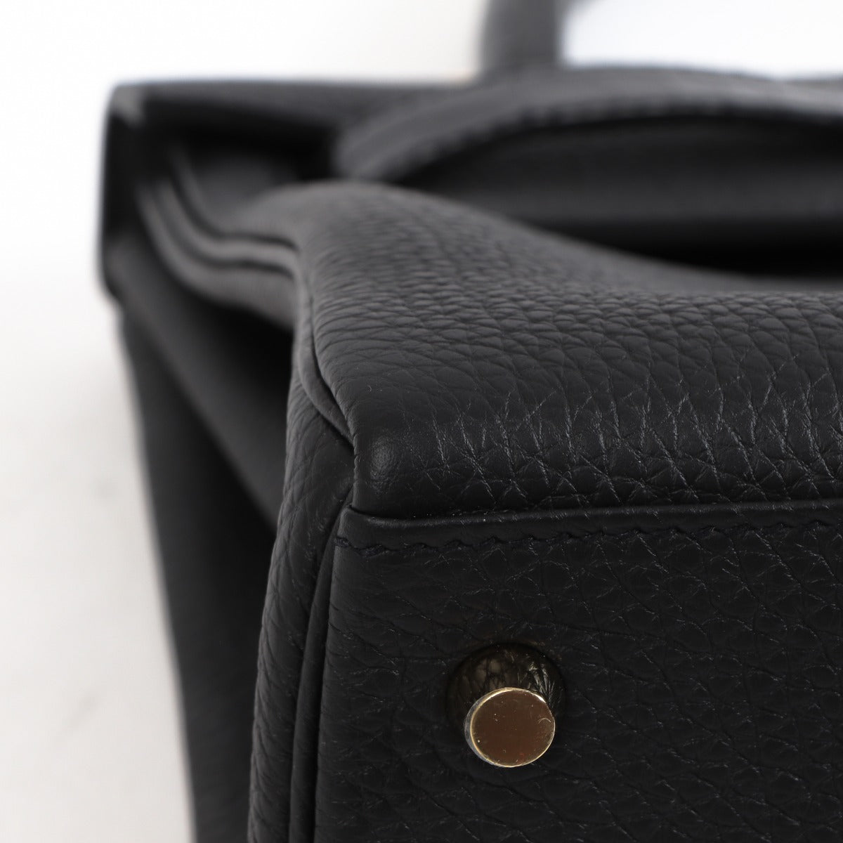koop tweedehands Hermes kelly op labellov.com