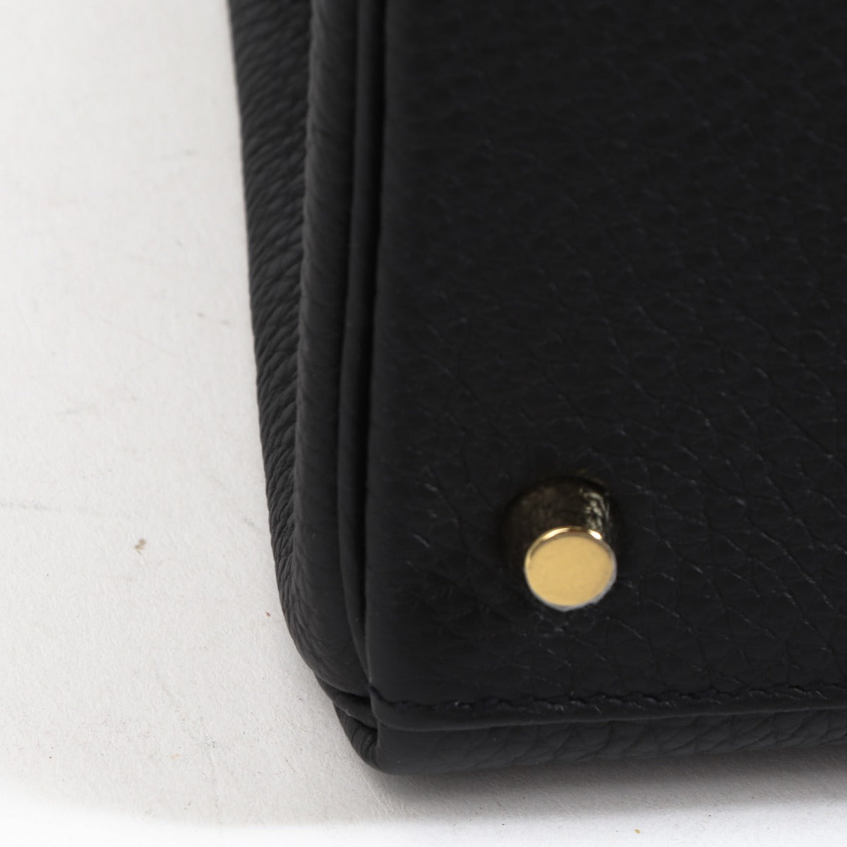 koop tweedehands Hermes kelly op labellov.com