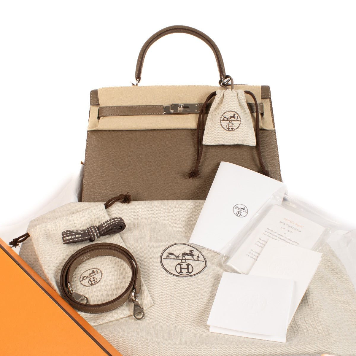 Hermès 2022 HSS Kelly 35 Etoupe Epsom Palladium Hardware on www.labellov.com