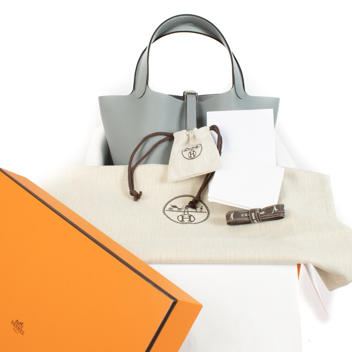 Authentic second hand new Hermès Picotin 22 Gris Pantin Clemence on www.labellov.com
