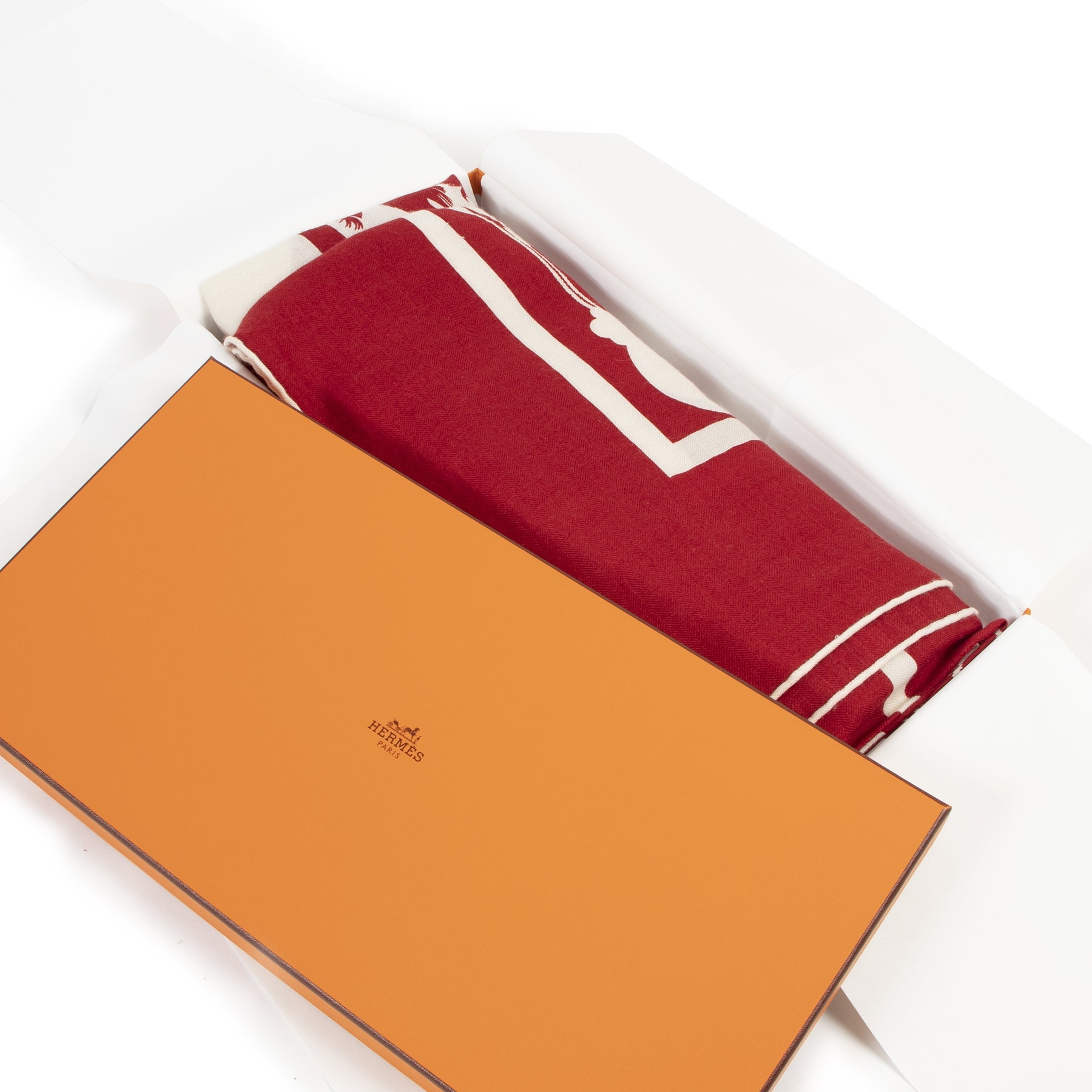 Authentieke Tweedehands Hermès Red 'Brazil' Cashmere Scarf juiste prijs veilig online shoppen luxe merken webshop winkelen Antwerpen België mode fashion