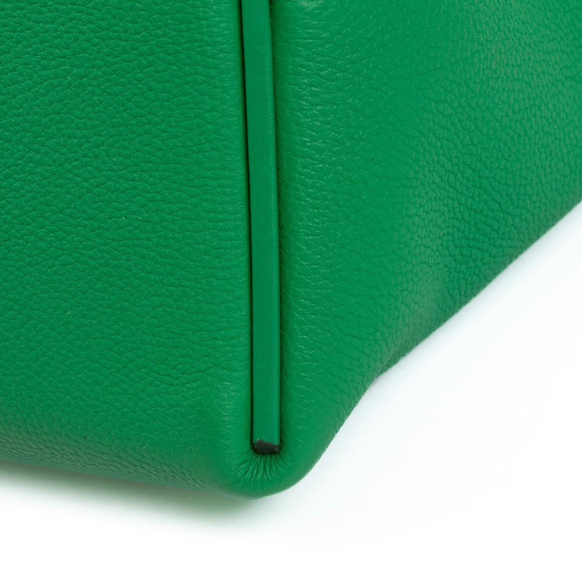 Authentic second hand Hermès 24/24 Green Vert Bamboo on www.labellov.com