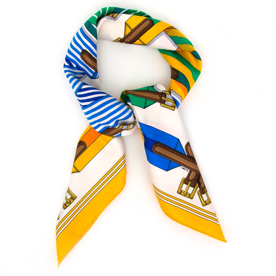 shop safe online at the best price Hermès Silk Carré Scarf Brutelles like new