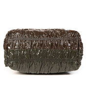 Koop deze authentieke tweedehands vintage Prada Duotone Patent Leather Tote Bag bij online webshop LabelLOV.