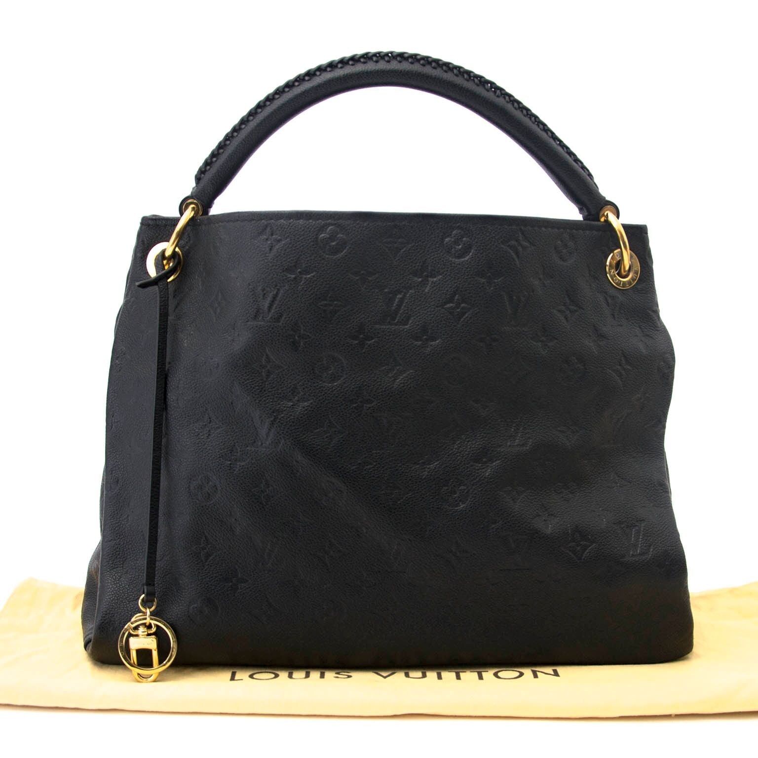 achetez Louis Vuitton Black Leather Artsy MM sur labellov