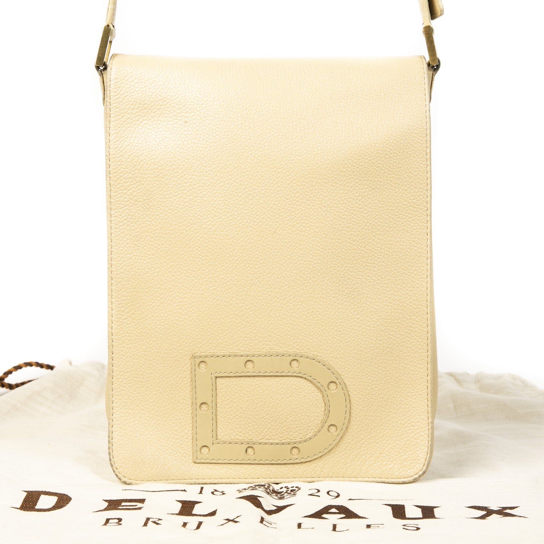 Op zoek naar een schoudertas model Louise van het Belgische merk Delvaux? Koop vandaag nog bij Labellov.
