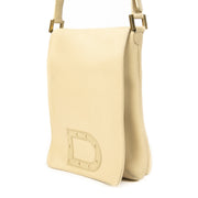 Bent u op zoek naar een authentieke tweedehandse vintage designer Delvaux Cream Le Louise Baudrier Leather Bag?